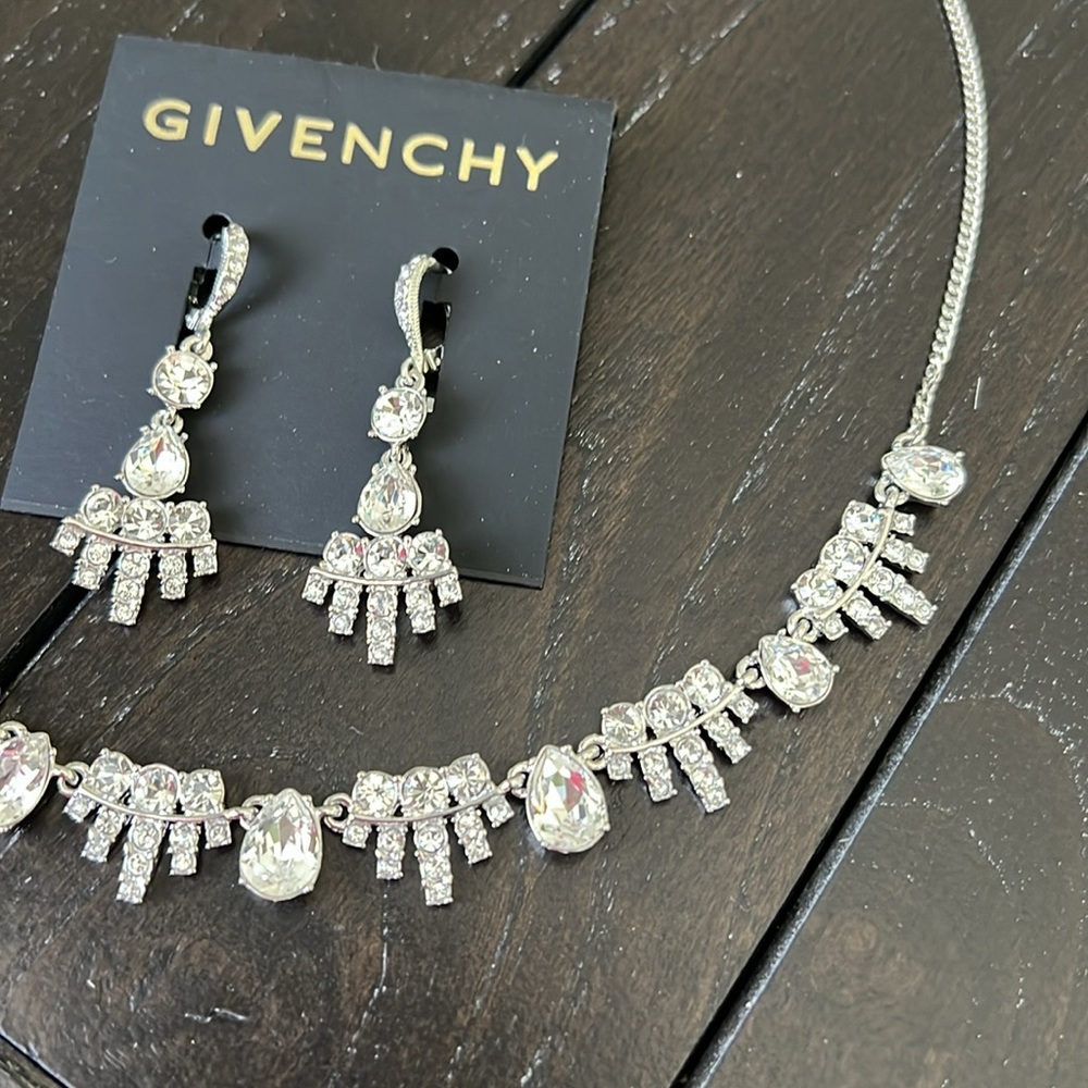 Givenchy Set - Picture 7 of 8